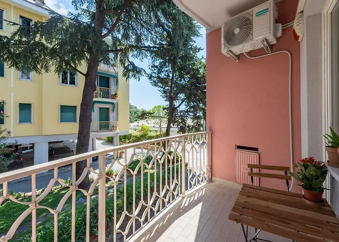 Iflat Un Nido Nel Genua